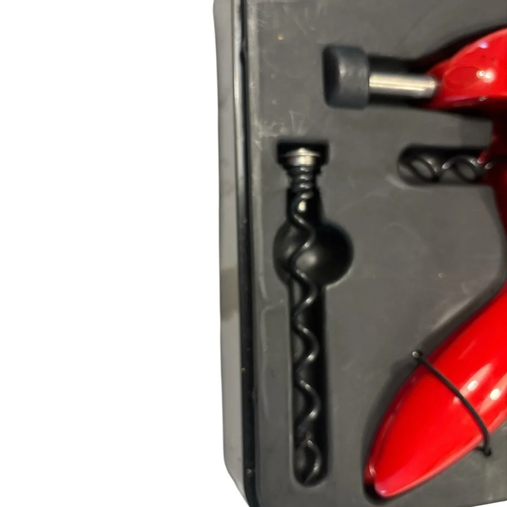 HOUDINI BY METROKANE THE RED CORKSCREW THAT WORKS LIKE MAGIC & FOIL CUTTER SET